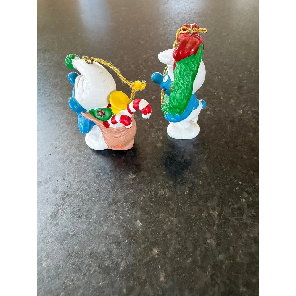 Lot 2 vintage Christmas ornament Smurf wreath gold cord Schleich Peyo
